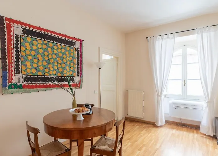 Iflat Little & Bright In Trevi Fons Trevi I Apartment
